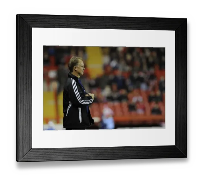 Framed Print : Sean O'Driscoll Leads Bristol City in Sky Bet League One Clash Against Crawley Town, November 2013 Framed Print : Sean O'Driscoll Leads Bristol City in Sky Bet League One Clash Against Crawley Town, November 2013