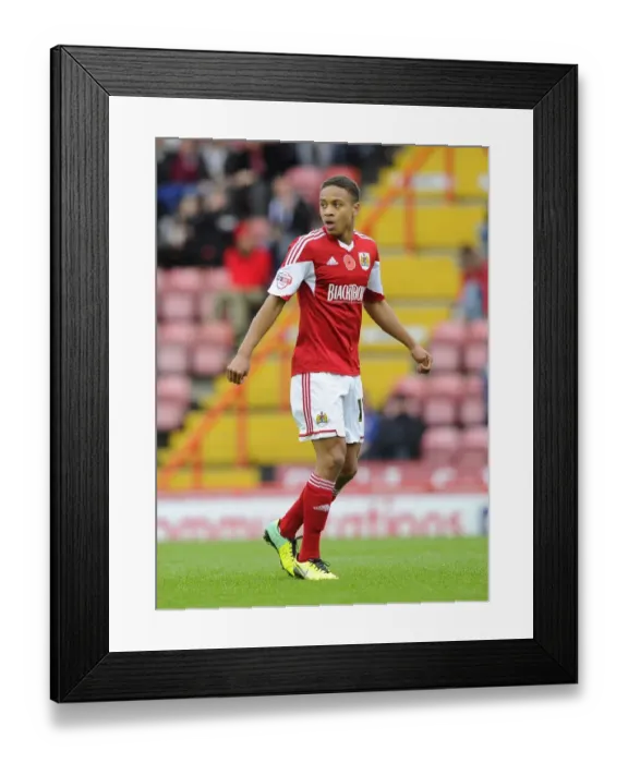 Framed Print : Bobby Reid in Action: Bristol City vs Dagenham and Redbridge, FA Cup First Round, Ashton Gate