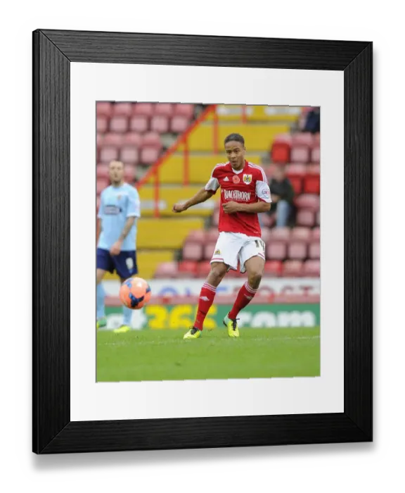 Framed Print : Bobby Reid in Action: FA Cup First Round - Bristol City vs Dagenham and Redbridge Framed Print : Bobby Reid in Action: FA Cup First Round - Bristol City vs Dagenham and Redbridge