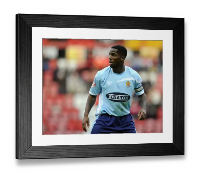 Framed Print : Determined Ogogo Leads the Charge: FA Cup Battle at Ashton Gate - Bristol City vs Dagenham & Redbridge Framed Print : Determined Ogogo Leads the Charge: FA Cup Battle at Ashton Gate - Bristol City vs Dagenham & Redbridge