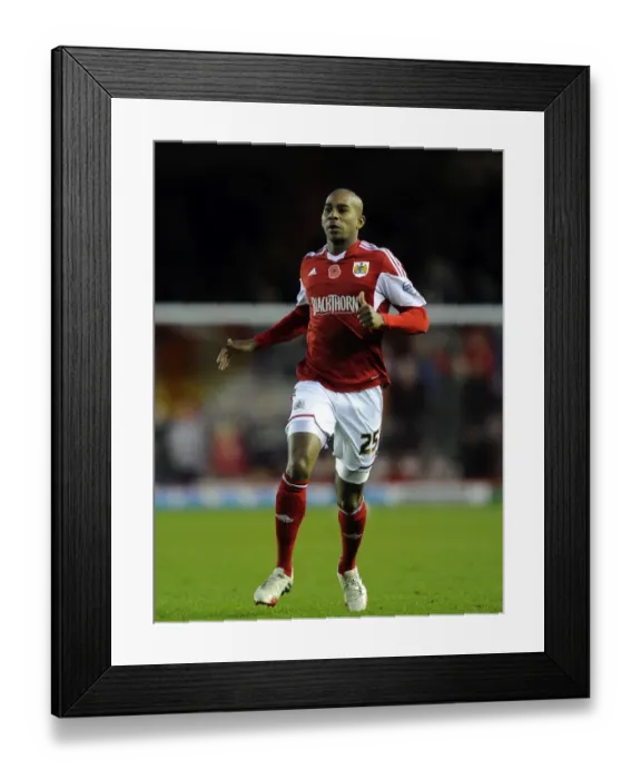 Framed Print : Marvin Elliott in Action: FA Cup First Round - Bristol City vs Dagenham and Redbridge Framed Print : Marvin Elliott in Action: FA Cup First Round - Bristol City vs Dagenham and Redbridge