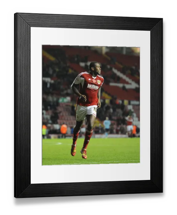 Framed Print : Bristol City's Jay Emmanuel-Thomas Scores Brace in FA Cup Victory over Dagenham and Redbridge