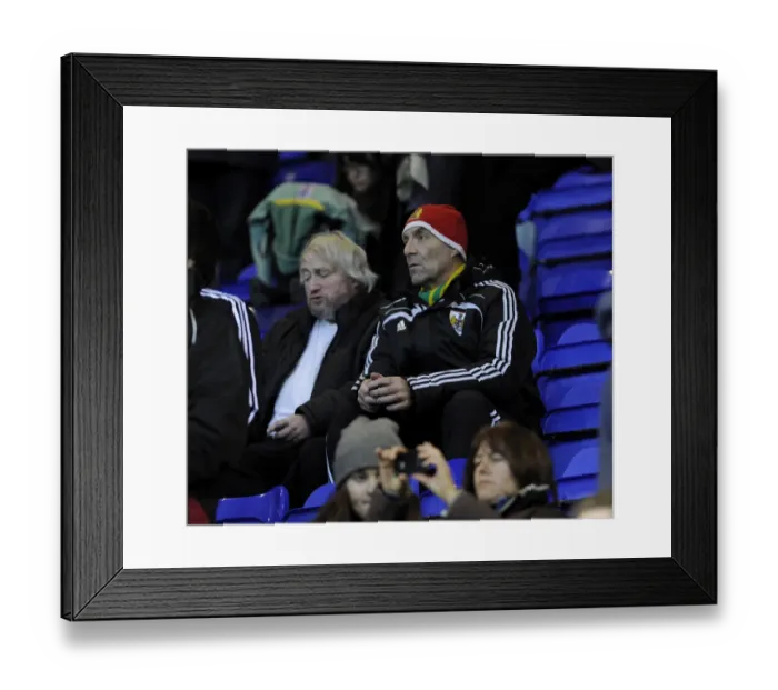 Framed Print : Bristol City Fan's Passionate Support at Tranmere vs. Bristol City, Sky Bet League One (16 / 11 / 2013) Framed Print : Bristol City Fan's Passionate Support at Tranmere vs. Bristol City, Sky Bet League One (16 / 11 / 2013)