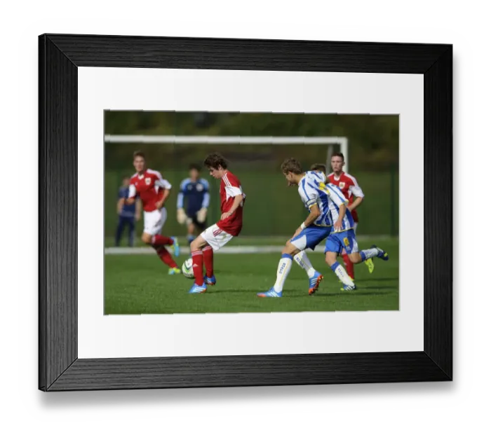 Framed Print : Tom Fry in Action: Bristol City U18 vs Brighton & Hove Albion U18, October 5, 2013 Framed Print : Tom Fry in Action: Bristol City U18 vs Brighton & Hove Albion U18, October 5, 2013