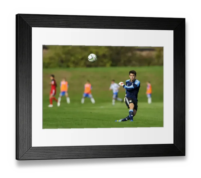 Framed Print : Max O'Leary in Action: Bristol City U18 vs Brighton & Hove Albion U18, October 2013 Framed Print : Max O'Leary in Action: Bristol City U18 vs Brighton & Hove Albion U18, October 2013