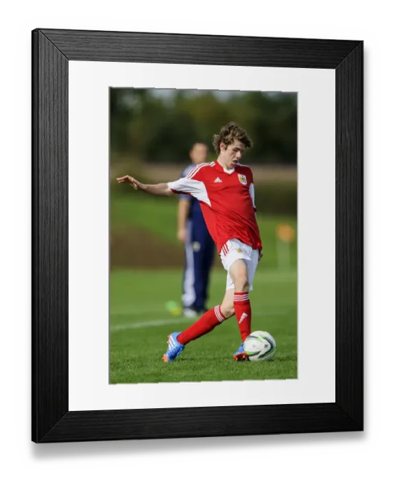 Framed Print : Tom Fry in Action: U18 Football Clash - Bristol City vs Brighton & Hove Albion Framed Print : Tom Fry in Action: U18 Football Clash - Bristol City vs Brighton & Hove Albion