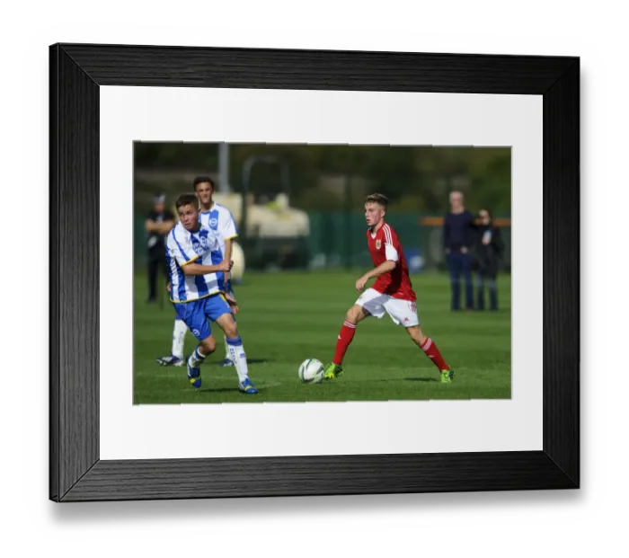 Framed Print : Joe Morrell in Action: Bristol City U18 vs Brighton & Hove Albion U18, October 5, 2013 Framed Print : Joe Morrell in Action: Bristol City U18 vs Brighton & Hove Albion U18, October 5, 2013