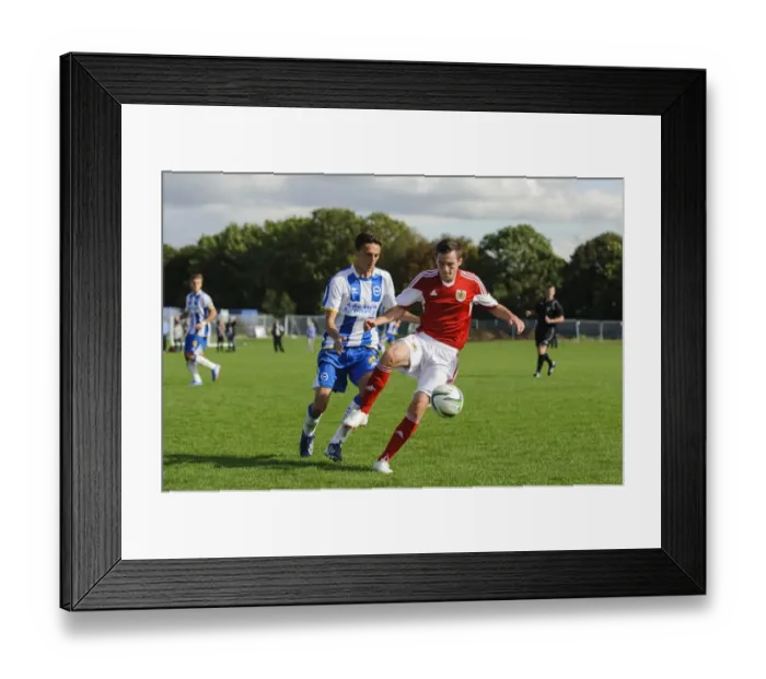 Framed Print : Clash at SGS Wise Campus: George Kellow vs Jordan Drew, Bristol City U18 vs Brighton & Hove Albion U18 - Football Rivalry