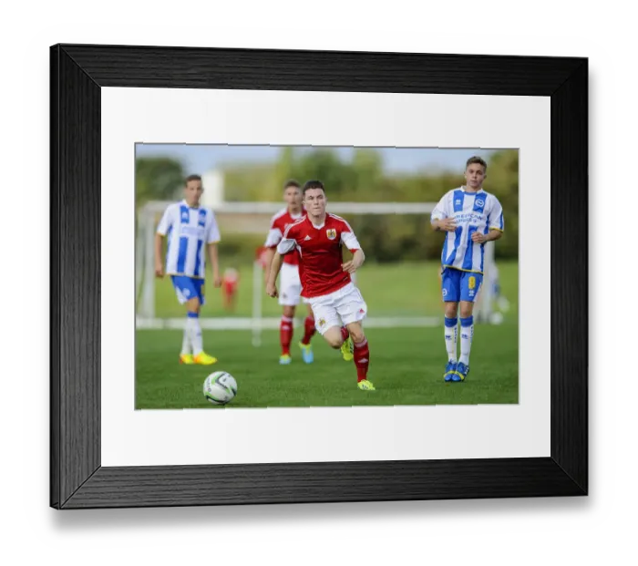 Framed Print : Rising Star Jamie Horgan Shines in Bristol City U18 vs Brighton & Hove Albion U18 Football Match, October 2013 Framed Print : Rising Star Jamie Horgan Shines in Bristol City U18 vs Brighton & Hove Albion U18 Football Match, October 2013