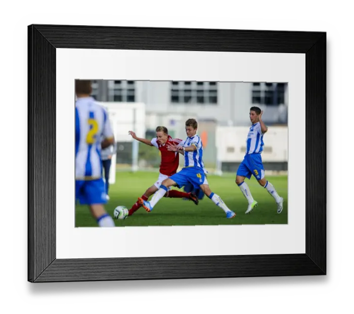 Framed Print : Harvey Moss in Action: Bristol City U18 vs Brighton & Hove Albion U18 Framed Print : Harvey Moss in Action: Bristol City U18 vs Brighton & Hove Albion U18