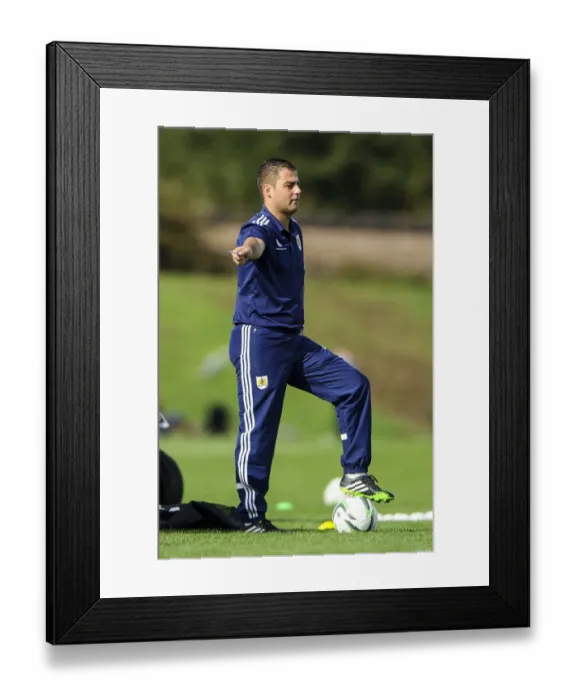 Framed Print : Bristol City U18 vs Brighton & Hove Albion U18: Carlos Anton Observes the Action Framed Print : Bristol City U18 vs Brighton & Hove Albion U18: Carlos Anton Observes the Action