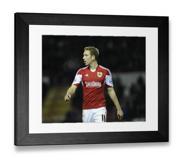 Framed Print : Scott Wagstaff of Bristol City in Action against Leyton Orient, Sky Bet League One, November 2013 Framed Print : Scott Wagstaff of Bristol City in Action against Leyton Orient, Sky Bet League One, November 2013