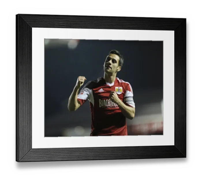 Framed Print : Bristol City's Sam Baldock Roars with Triumph After Scoring Against Leyton Orient (November 2013)