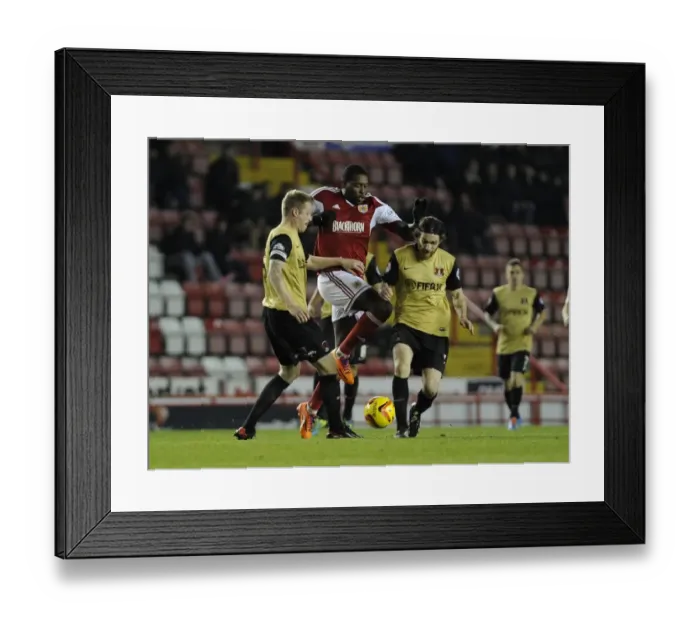 Framed Print : Bristol City's Jay Emmanuel-Thomas Tries to Break Through Two Defenders during Bristol City v Leyton Orient, Sky Bet League One Match at Ashton Gate