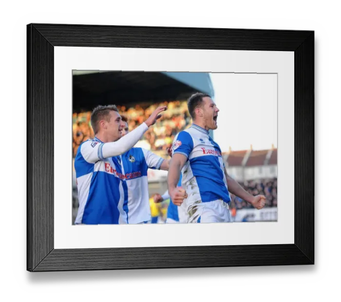Framed Print : Tom Parkes Scores the Thrilling Winner for Bristol Rovers Against AFC Wimbledon, Sky Bet League Two, 2013