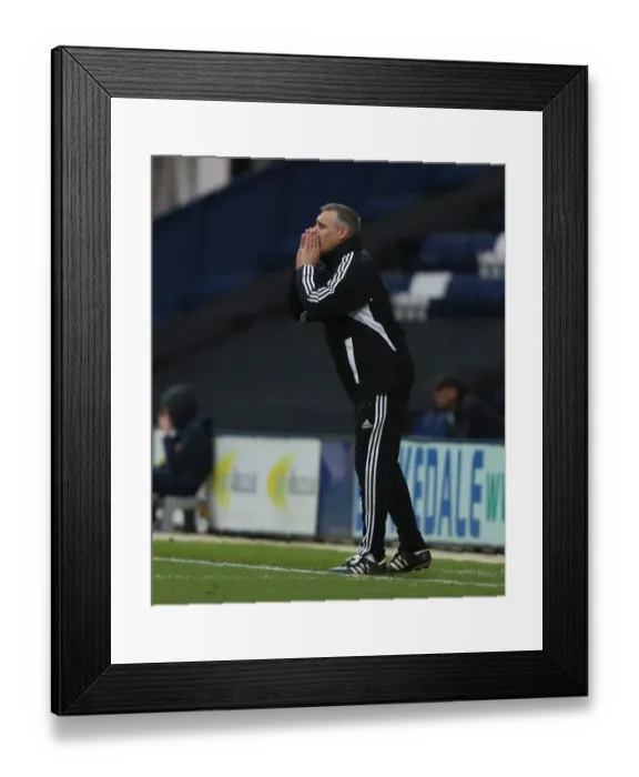 Framed Print : John Pemberton Leads Bristol City in Sky Bet League One Match against Preston North End (2013) Framed Print : John Pemberton Leads Bristol City in Sky Bet League One Match against Preston North End (2013)