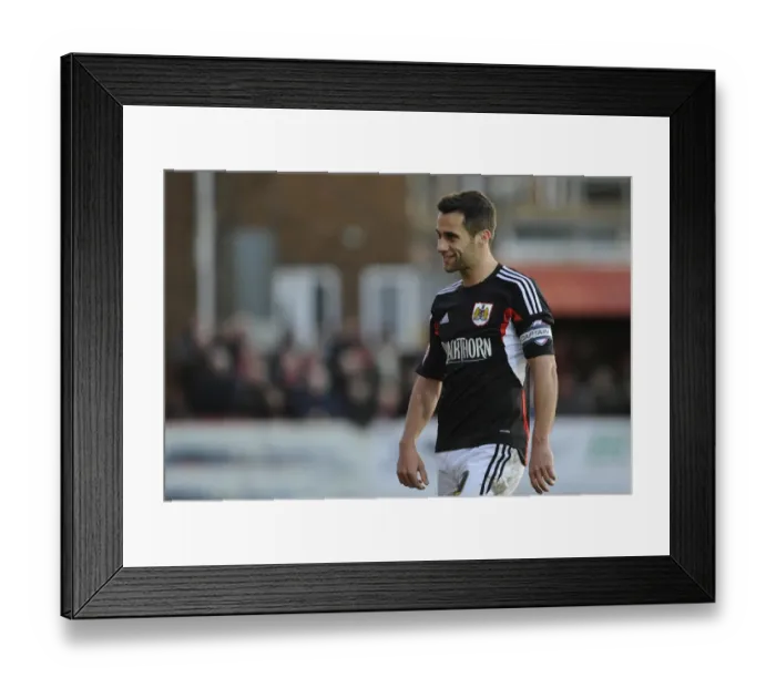 Framed Print : Bristol City's Sam Baldock Celebrates FA Cup Goal vs Tamworth (08 / 12 / 2013) Framed Print : Bristol City's Sam Baldock Celebrates FA Cup Goal vs Tamworth (08 / 12 / 2013)