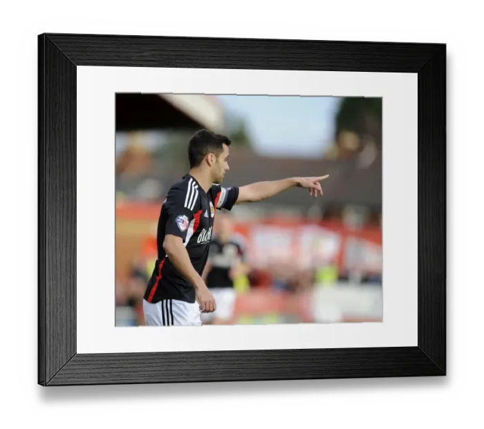 Framed Print : Sam Baldock in Action: Tamworth vs. Bristol City FA Cup Clash, December 2013 Framed Print : Sam Baldock in Action: Tamworth vs. Bristol City FA Cup Clash, December 2013