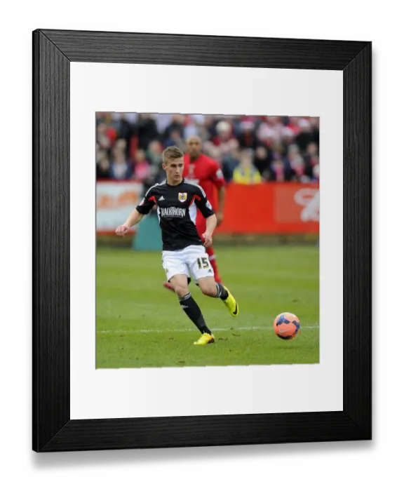 Framed Print : Bristol City's Joe Bryan in FA Cup Action - Tamworth vs. Bristol City, Second Round Framed Print : Bristol City's Joe Bryan in FA Cup Action - Tamworth vs. Bristol City, Second Round