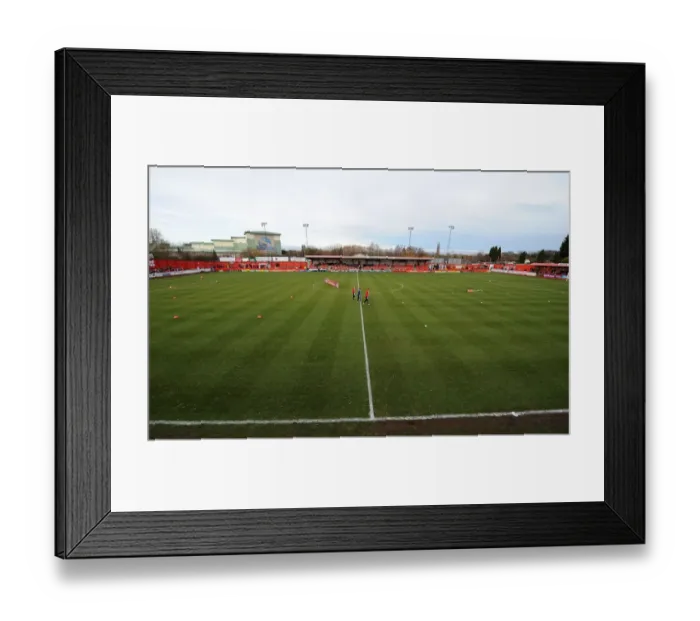 Framed Print : Bristol City at The Lamb Ground during FA Cup Second Round (08 / 12 / 2013)