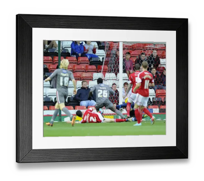 Framed Print : Nouha Dicko Scores for Rotherham United Against Bristol City, 14-12-2013 Framed Print : Nouha Dicko Scores for Rotherham United Against Bristol City, 14-12-2013