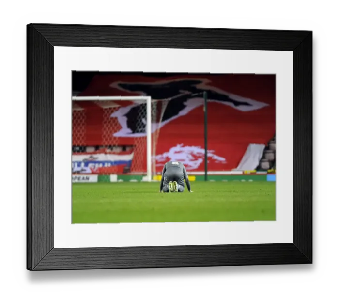 Framed Print : Dramatic Injury: Frecklington Falls in Bristol City vs Rotherham United Match