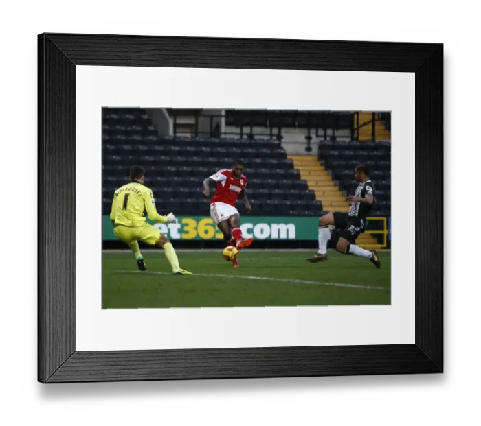 Framed Print : Jay Emmanuel-Thomas Missed 1 on 1: Notts County vs. Bristol City, Sky Bet League One (December 2013) Framed Print : Jay Emmanuel-Thomas Missed 1 on 1: Notts County vs. Bristol City, Sky Bet League One (December 2013)