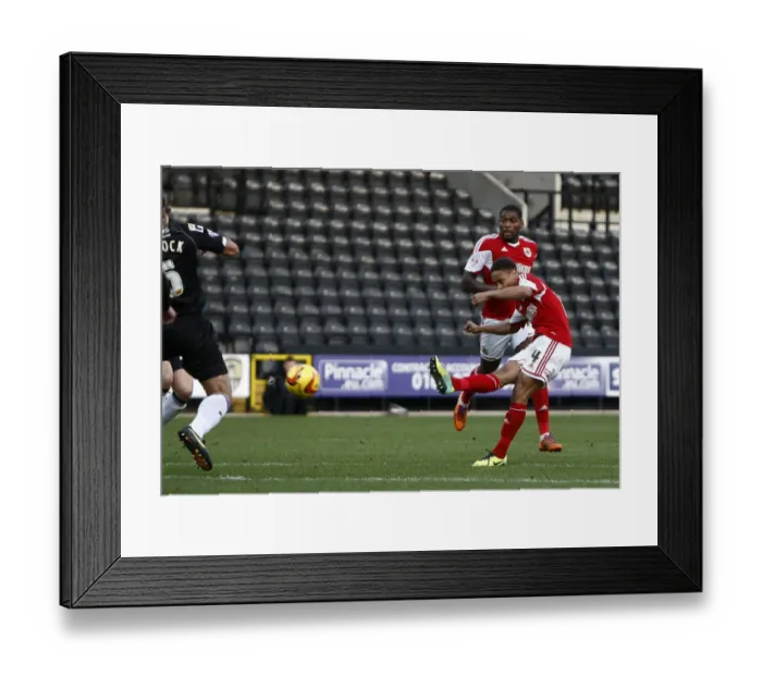 Framed Print : Bobby Reid's Near-Miss: Notts County vs. Bristol City, League One Football, December 2013 Framed Print : Bobby Reid's Near-Miss: Notts County vs. Bristol City, League One Football, December 2013