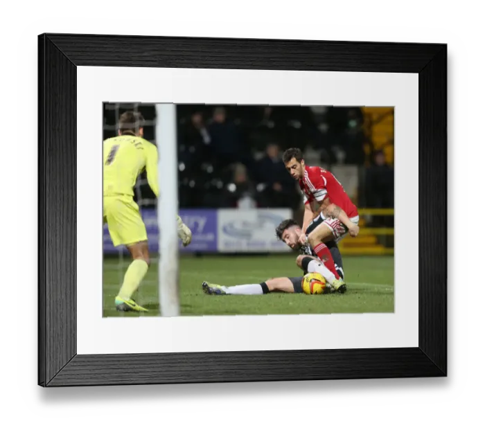 Framed Print : Bristol City's Sam Baldock Chases Down Notts County's Alan Sheehan in League One Clash Framed Print : Bristol City's Sam Baldock Chases Down Notts County's Alan Sheehan in League One Clash