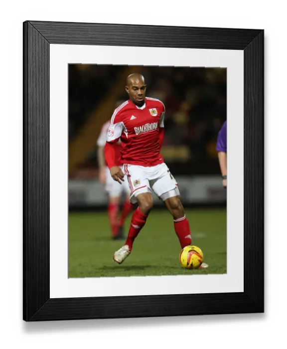 Framed Print : Marvin Elliott in Action: Notts County vs. Bristol City, Sky Bet League One (December 2013) Framed Print : Marvin Elliott in Action: Notts County vs. Bristol City, Sky Bet League One (December 2013)