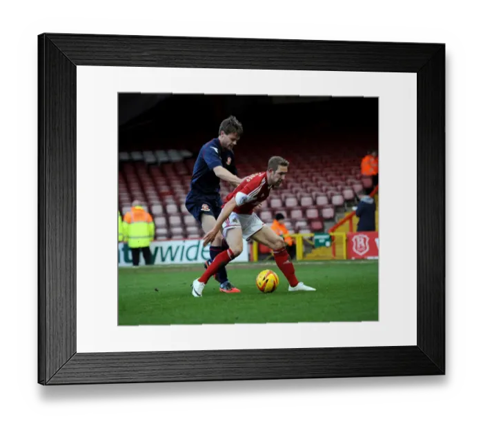 Framed Print : Bristol City's Scott Wagstaff Fends Off Walsall's Andy Taylor in Sky Bet League One Clash at Ashton Gate Framed Print : Bristol City's Scott Wagstaff Fends Off Walsall's Andy Taylor in Sky Bet League One Clash at Ashton Gate