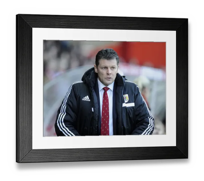 Framed Print : Steve Cotterill Leads Bristol City in League One Clash Against Walsall (December 2013) Framed Print : Steve Cotterill Leads Bristol City in League One Clash Against Walsall (December 2013)