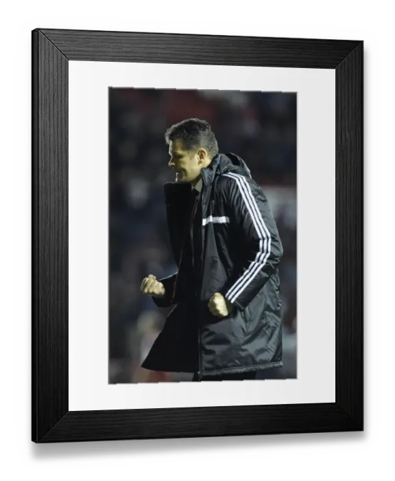 Framed Print : Steve Cotterill Celebrates Bristol City's Win Against Walsall, 26th December 2013 Framed Print : Steve Cotterill Celebrates Bristol City's Win Against Walsall, 26th December 2013