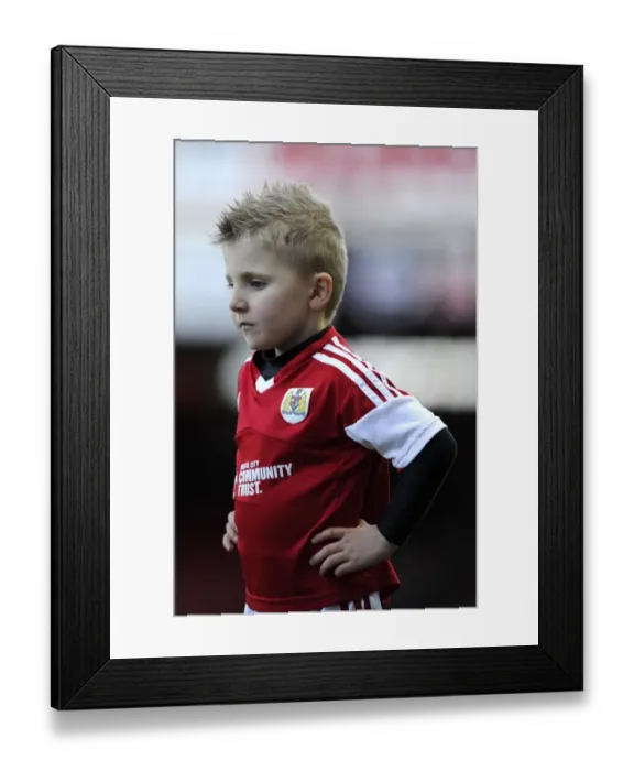 Framed Print : Rivalry at Ashton Gate: Bristol City vs Walsall Football Match, 2013 Framed Print : Rivalry at Ashton Gate: Bristol City vs Walsall Football Match, 2013