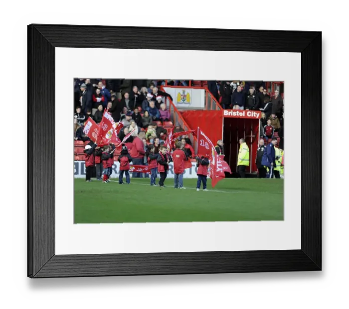 Framed Print : Bristol City vs Walsall: Flagbearers Clash in Sky Bet League One (December 2013)