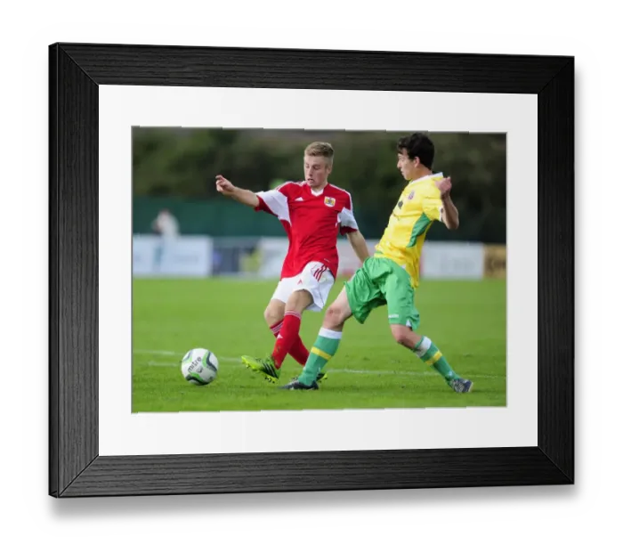 Framed Print : Joe Morrell in Action: Bristol City U18s vs Sheffield United Framed Print : Joe Morrell in Action: Bristol City U18s vs Sheffield United
