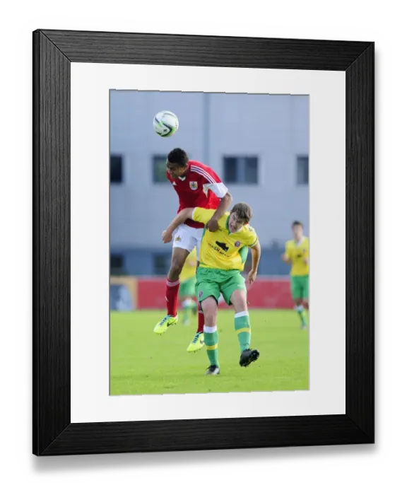 Framed Print : Marley Bishop in Action: Bristol City U18s vs. Sheffield United