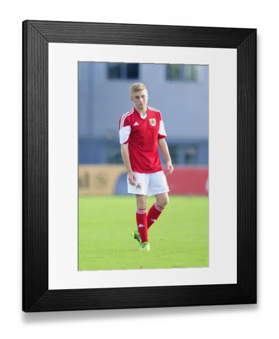 Framed Print : Joe Morrell of Bristol City U18s in action against Sheffield United - Photo mandatory by-line
