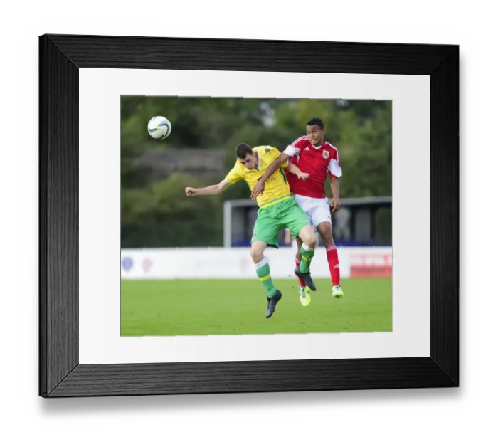 Framed Print : Marley Bishop in Action: Bristol City U18s vs. Sheffield United