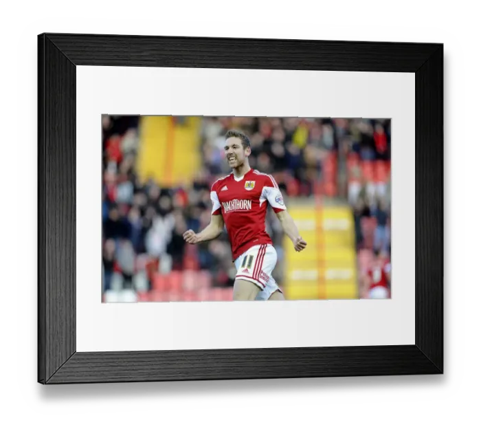 Framed Print : Bristol City Celebrate: Wagstaff Sets Up Cunningham's Goal Against Stevenage (December 2013)