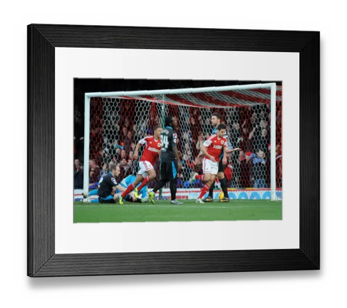 Framed Print : Bristol City's Sam Baldock Euphorically Celebrates Goal Against Stevenage (December 2013) Framed Print : Bristol City's Sam Baldock Euphorically Celebrates Goal Against Stevenage (December 2013)