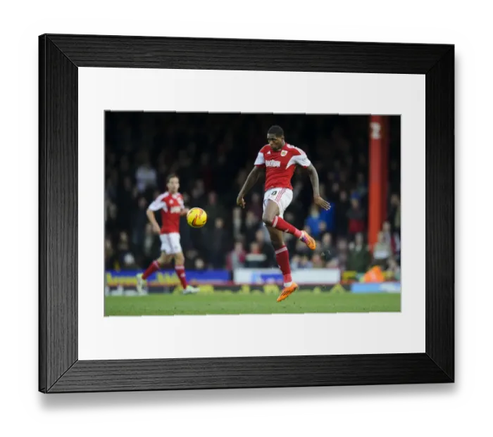 Framed Print : Jay Emmanuel-Thomas in Action: Bristol City vs Stevenage, Sky Bet League One, 2013 Framed Print : Jay Emmanuel-Thomas in Action: Bristol City vs Stevenage, Sky Bet League One, 2013