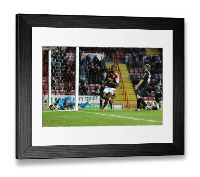 Framed Print : Dramatic Victory: Jay Emmanuel-Thomas Scores the Winner for Bristol City in Sky Bet League One Framed Print : Dramatic Victory: Jay Emmanuel-Thomas Scores the Winner for Bristol City in Sky Bet League One