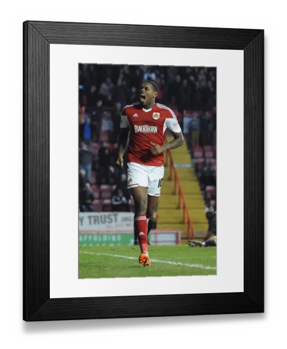 Framed Print : Dramatic Last-Minute Goal: Jay Emmanuel-Thomas Scores for Bristol City in Sky Bet League One