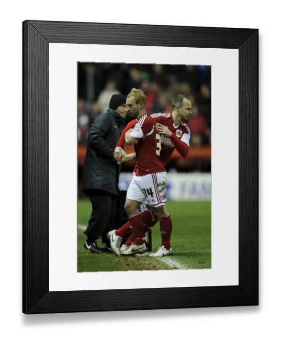 Framed Print : Bristol City's Louis Carey Makes Historic 646th Appearance Against Stevenage (December 2013) Framed Print : Bristol City's Louis Carey Makes Historic 646th Appearance Against Stevenage (December 2013)