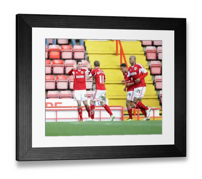 Framed Print : Thrilling Goal: Greg Cunningham's Stunner for Bristol City vs. Stevenage in Sky Bet League One