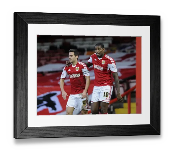 Framed Print : Bristol City's Sam Baldock and Jay Emmanuel-Thomas Celebrate Goal vs Stevenage (December 2013)