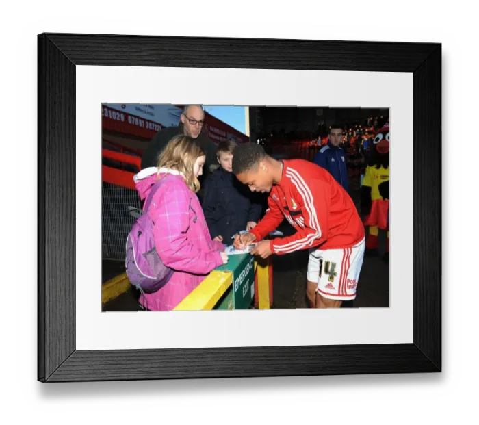 Framed Print : Bobby Reid Signing Autographs: Bristol City vs Stevenage, Ashton Gate, 2013 Framed Print : Bobby Reid Signing Autographs: Bristol City vs Stevenage, Ashton Gate, 2013