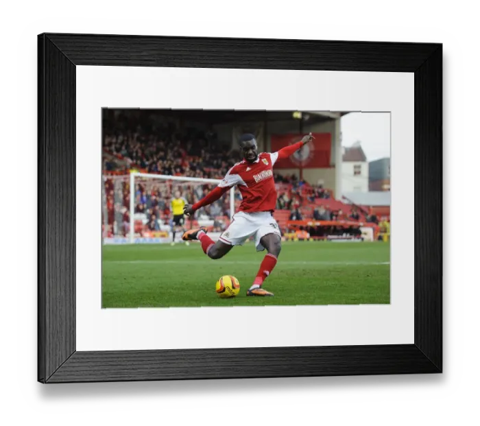 Framed Print : Bristol City Defender Karleigh Osborne in Action during Sky Bet League One Match against Stevenage