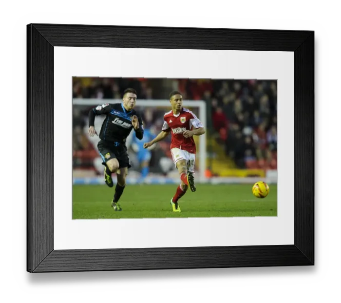 Framed Print : Bobby Reid in Action: Bristol City vs. Stevenage, Sky Bet League One, December 2013 Framed Print : Bobby Reid in Action: Bristol City vs. Stevenage, Sky Bet League One, December 2013